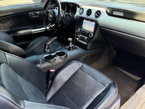 Used 2016 Ford Mustang GT Premium w/ Black Accent Package RWD image 11