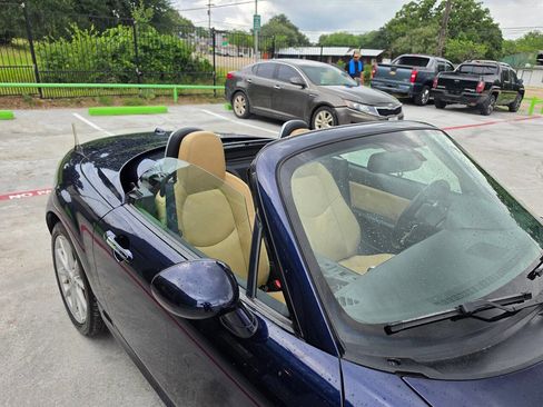 Used 2011 MAZDA MX-5 Miata Grand Touring w/ Premium Pkg RWD image 55