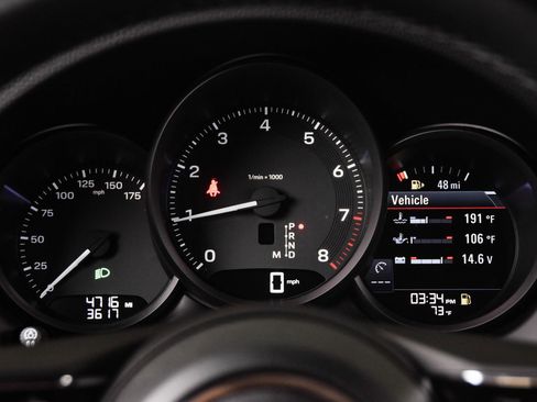 Certified 2026 Porsche Macan image 15