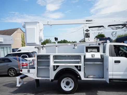 Used 2017 Ford F450 XL w/ Power Equipment Group AWD/4WD image 12