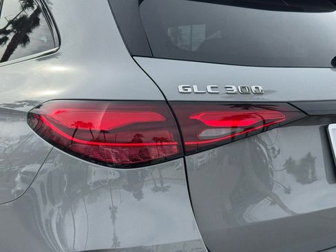 New 2026 Mercedes-Benz GLC 300 image 16