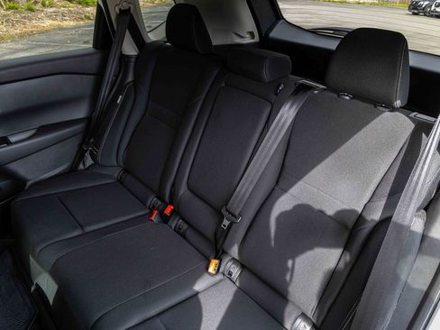 Certified 2024 Nissan Rogue S image 22