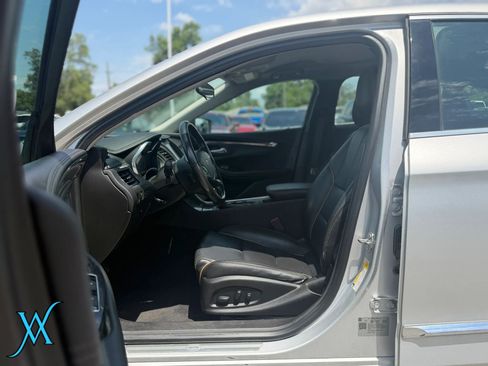 Used 2019 Chevrolet Impala Premier FWD image 10