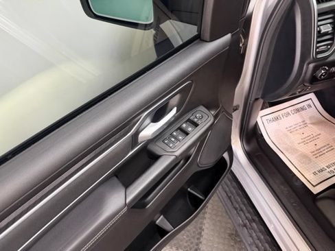 Used 2025 RAM 1500 Big Horn AWD/4WD image 23