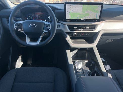New 2026 Ford Explorer Active image 6