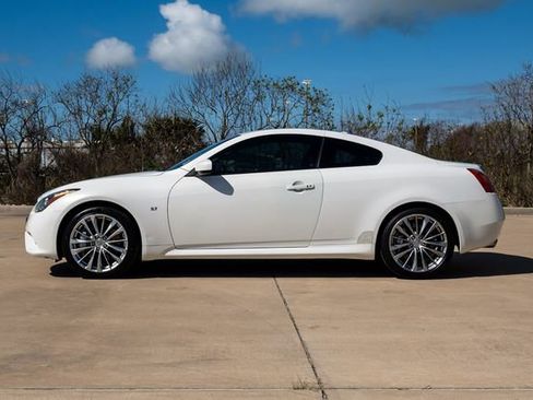 Used 2014 INFINITI Q60 Journey w/ Premium Package image 4