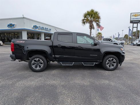 Used 2022 Chevrolet Colorado Z71 image 3