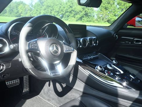 Used 2016 Mercedes-Benz AMG GT S image 19