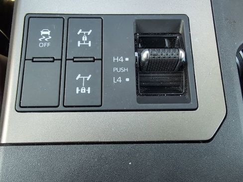 Used 2025 Toyota Land Cruiser w/ Premium Package AWD/4WD image 20