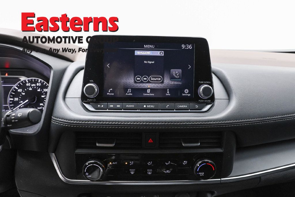 Used 2023 Nissan Rogue S AWD/4WD image 14