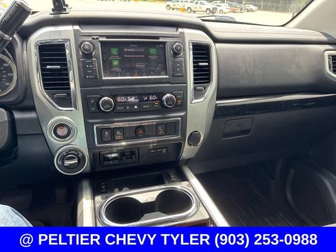 Used 2019 Nissan Titan SV w/ SV Convenience Package AWD/4WD image 16