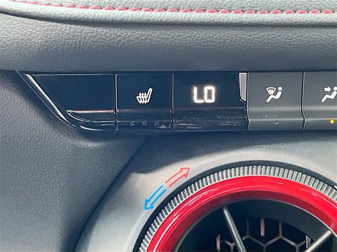 Used 2022 Chevrolet Blazer RS image 20