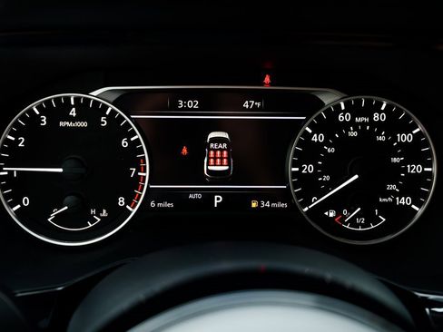 New 2025 Nissan Pathfinder SL image 17