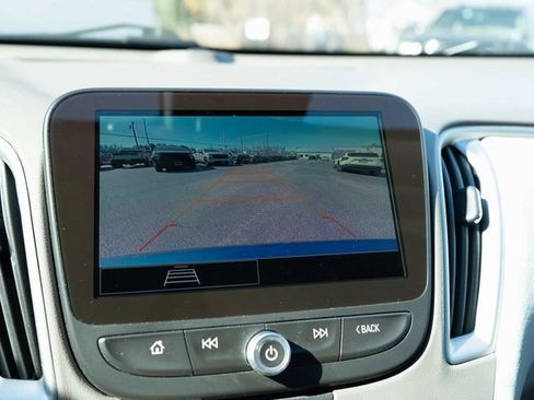 Used 2024 Chevrolet Malibu LT image 22