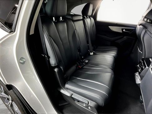 Certified 2023 Acura MDX FWD w/ Technology Package image 24