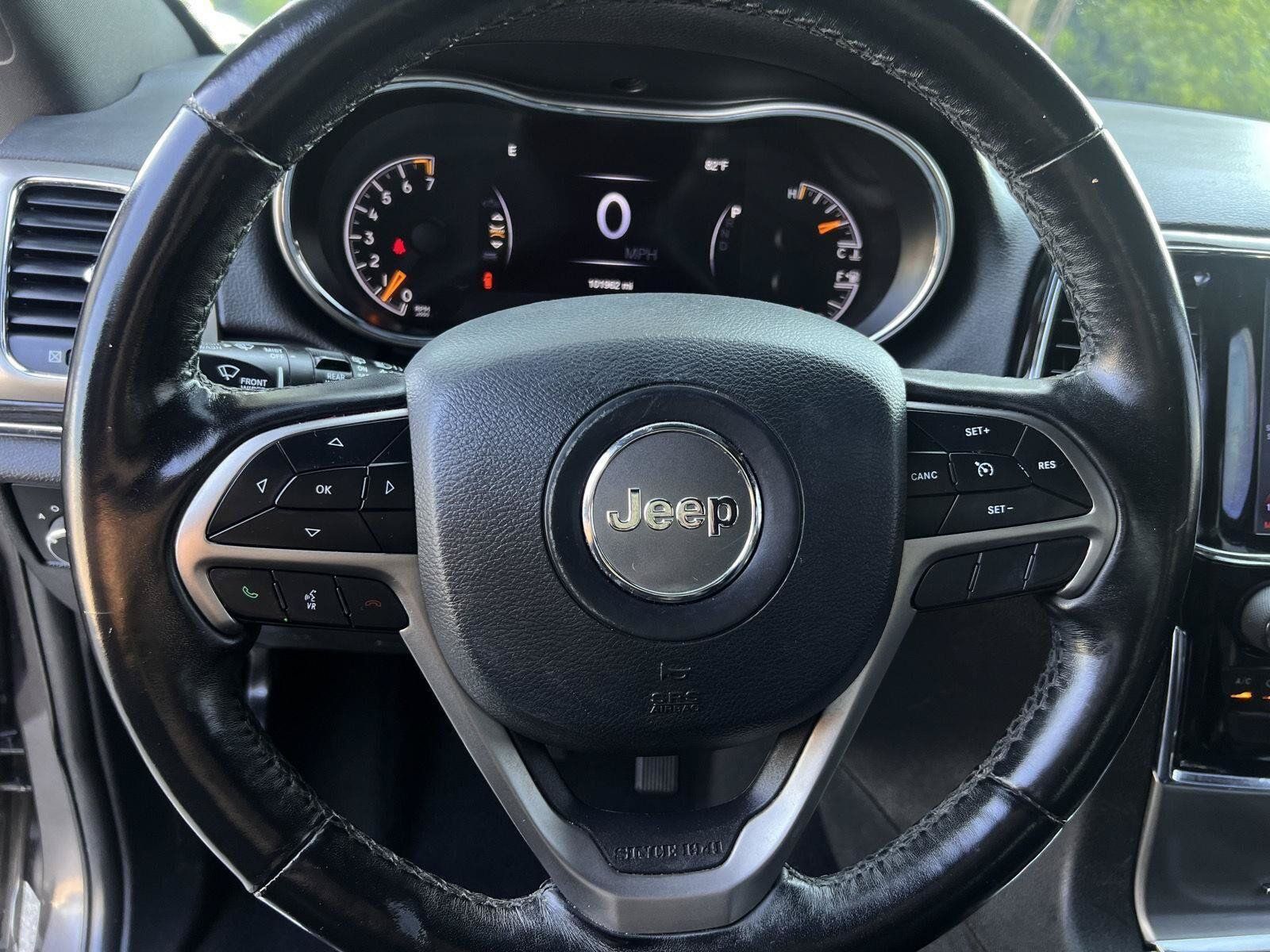 Used 2020 Jeep Grand Cherokee Limited w/ Luxury Group II RWD image 6