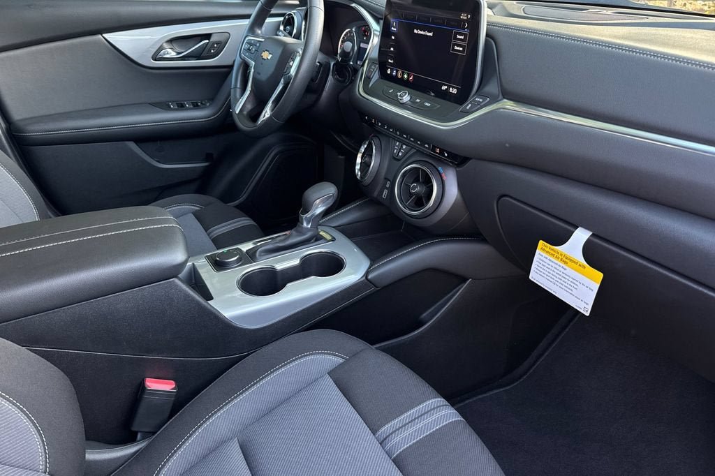 New 2026 Chevrolet Blazer LT w/ Midnight/Sport Edition FWD image 16