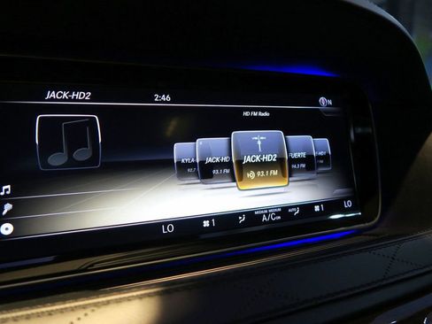 Used 2014 Mercedes-Benz S 63 AMG 4MATIC Sedan image 31