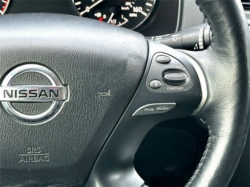 Used 2018 Nissan Pathfinder SL w/ Midnight Edition Package image 23