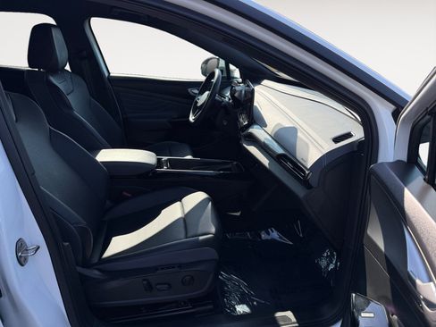 Certified 2023 Volkswagen ID.4 Pro S RWD image 19