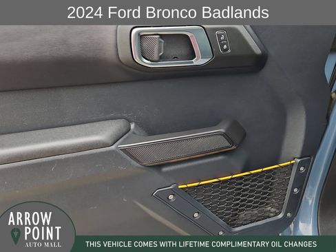 Used 2024 Ford Bronco Badlands AWD/4WD image 21