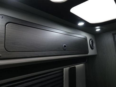Used 2023 Mercedes-Benz Sprinter 3500 image 25