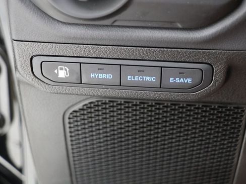 Used 2025 Jeep Wrangler Unlimited Rubicon 4xe w/ Convenience Group image 26