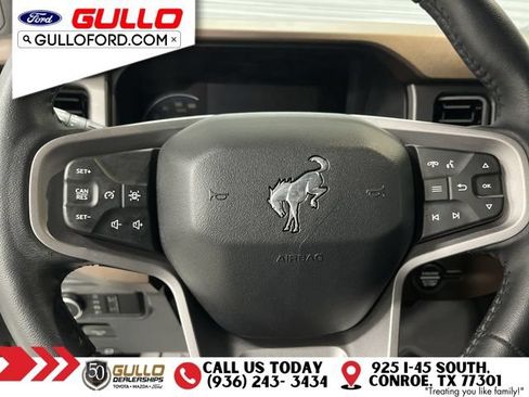 Certified 2023 Ford Bronco Outer Banks w/ Sasquatch Package AWD/4WD image 19
