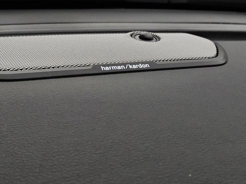 New 2026 RAM 2500 Laramie AWD/4WD image 17