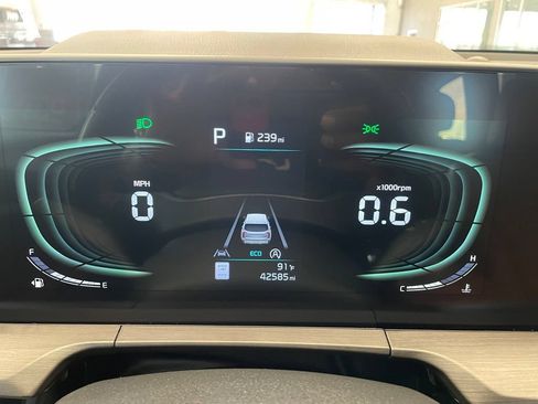 Used 2024 Kia Telluride EX X-Line AWD/4WD image 7