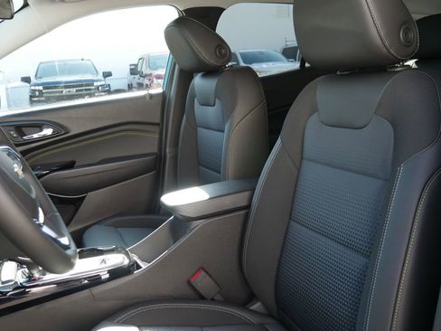 New 2026 Chevrolet Trax LT FWD image 9