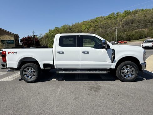 New 2026 Ford F350 Lariat w/ Chrome Package AWD/4WD image 4