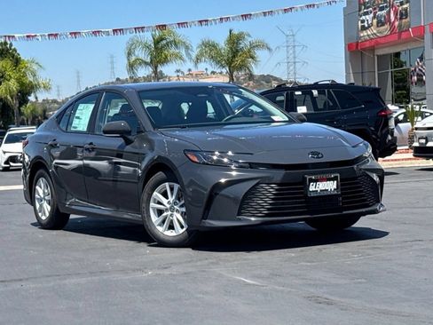New 2026 Toyota Camry LE FWD image 1