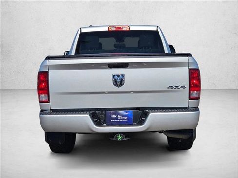 Used 2019 RAM 1500 Express w/ Express Value Package AWD/4WD image 7
