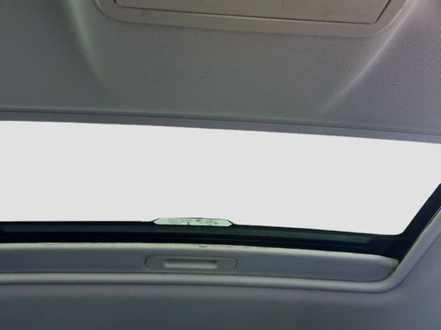 Used 2019 Ford EcoSport SE w/ SE Convenience Package FWD image 22