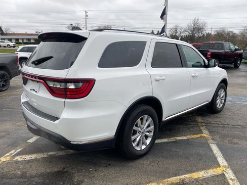 Used 2024 Dodge Durango SXT w/ Trailer Tow Group IV AWD/4WD image 5