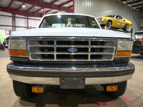 Used 1993 Ford F250 XLT image 13