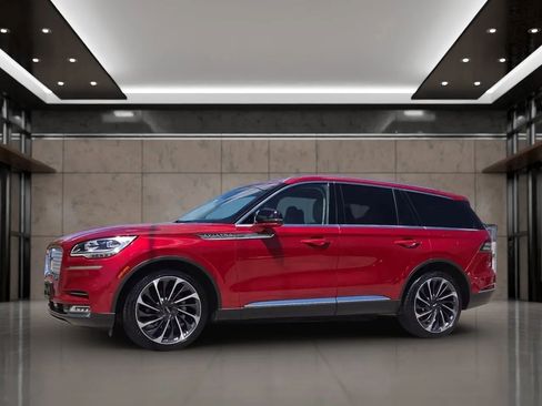 Used 2020 Lincoln Aviator Reserve w/ Equipment Group 202A image 6