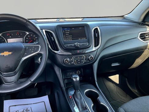 Used 2019 Chevrolet Equinox LT FWD image 9
