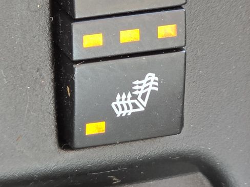 Used 2017 GMC Acadia Limited SLT image 15