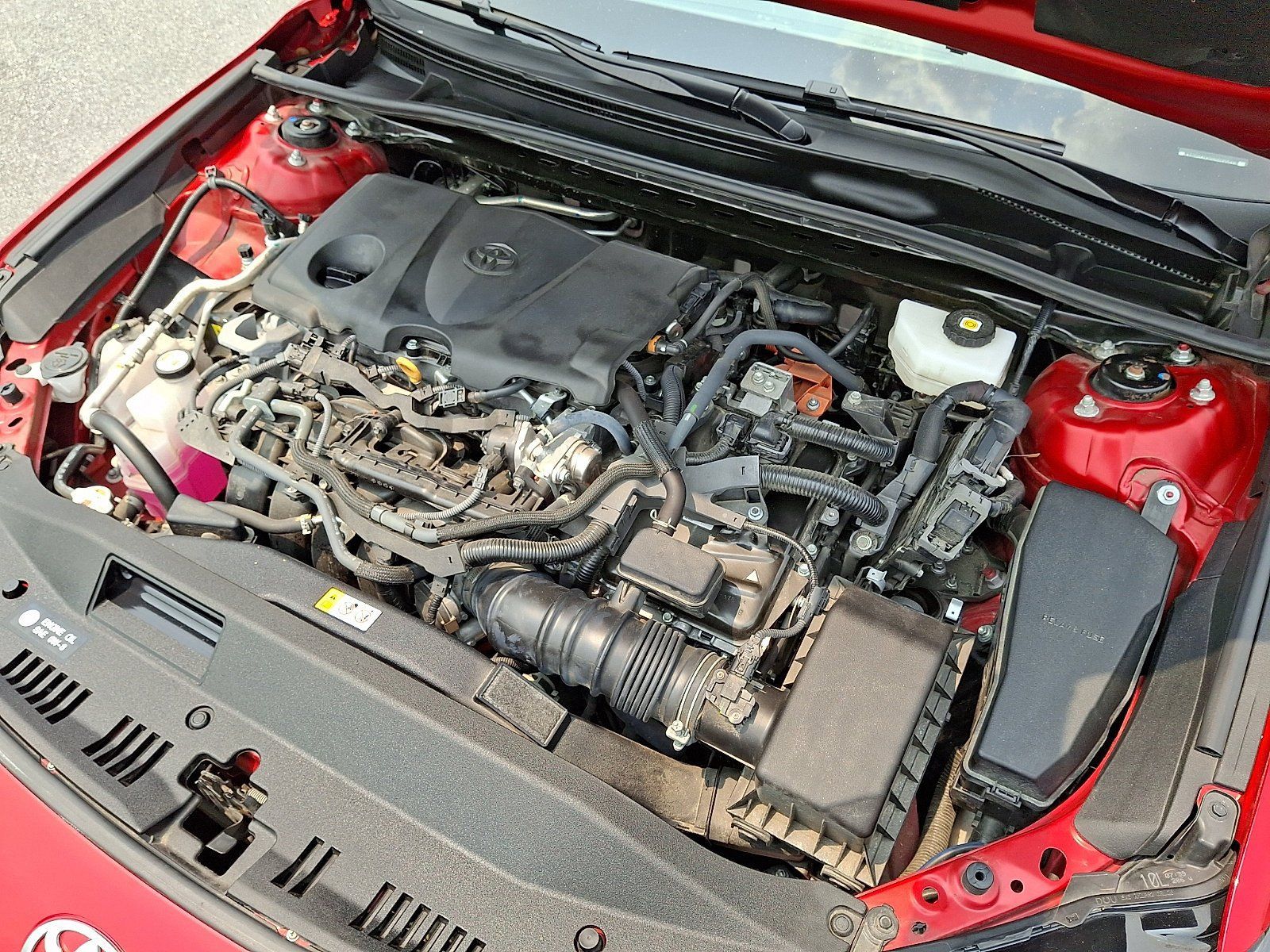 Used 2025 Toyota Camry SE FWD image 27