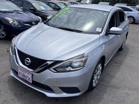 Used 2019 Nissan Sentra S FWD image 2