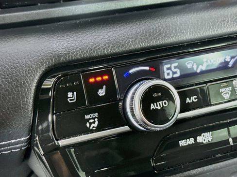 Used 2023 Honda Pilot Elite image 19