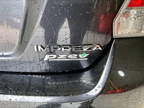 Used 2014 Subaru Impreza 2.0i AWD/4WD image 21