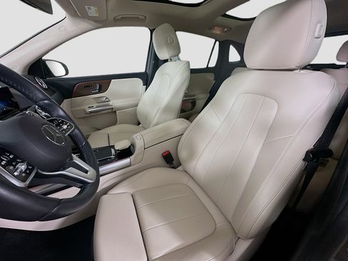 Certified 2023 Mercedes-Benz GLA 250 4MATIC image 26