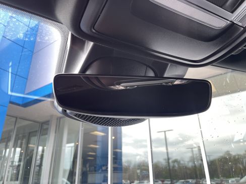 Used 2024 RAM 1500 Laramie image 31