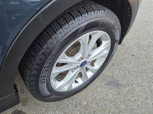 Used 2019 Ford Escape SE image 7