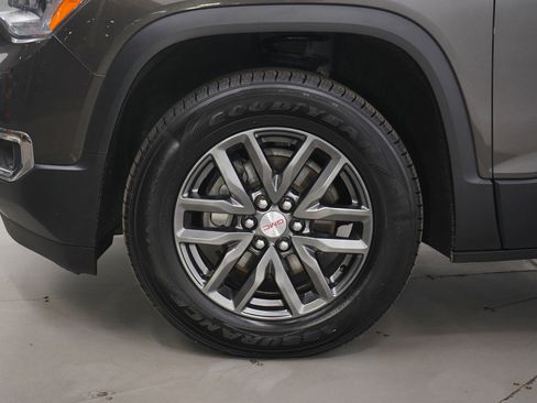 Used 2019 GMC Acadia SLT w/ LPO, Floor Liner Package image 34