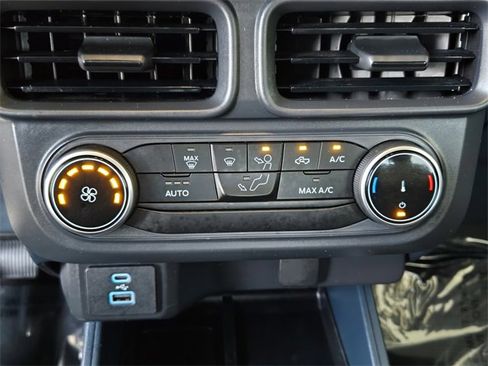 Used 2024 Ford Maverick XL image 18