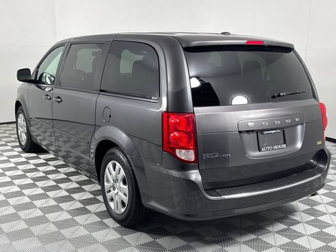Used 2017 Dodge Grand Caravan SE w/ Power Window Group image 5